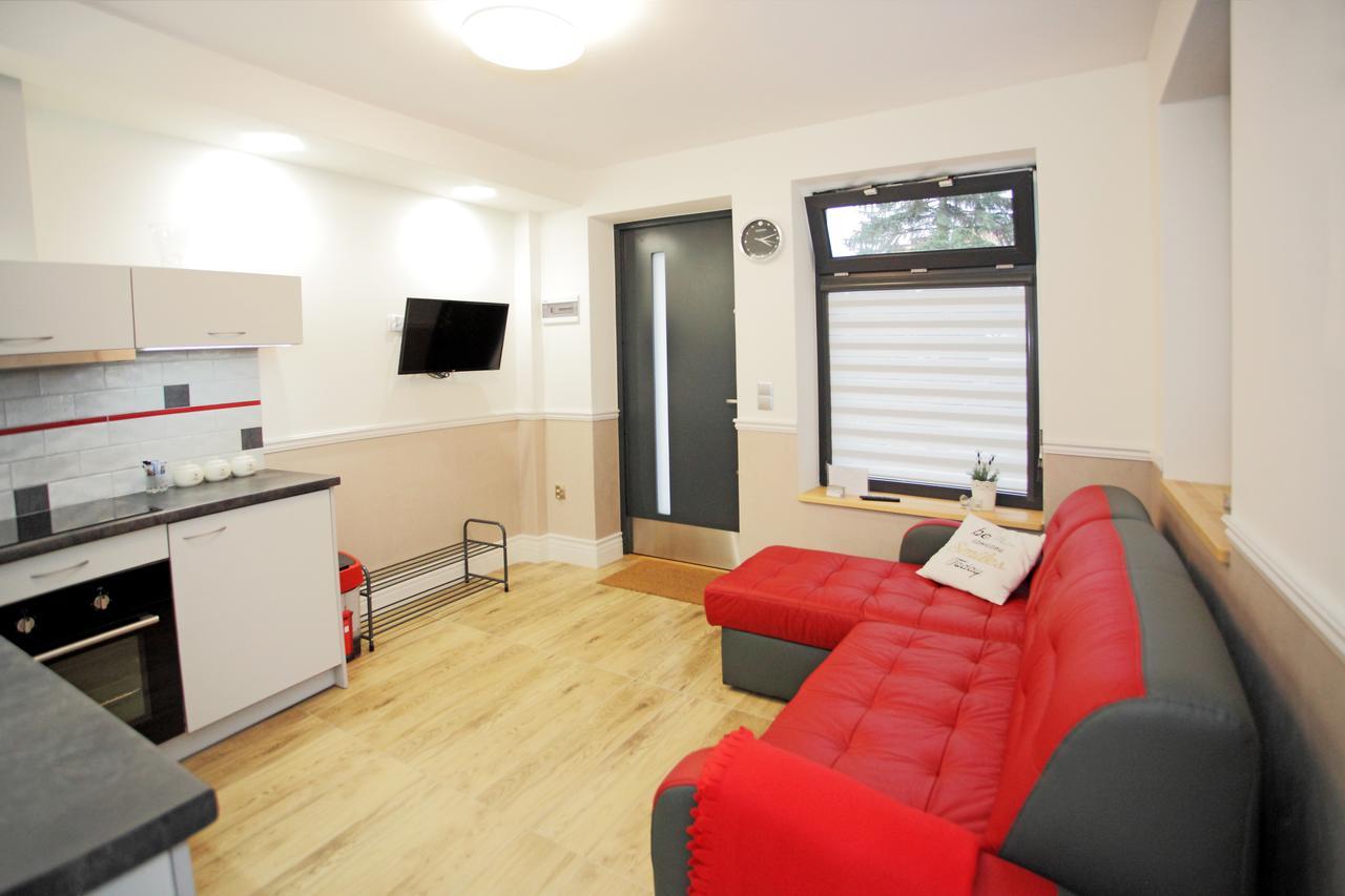 White Home Apartment Bialystok Bagian luar foto