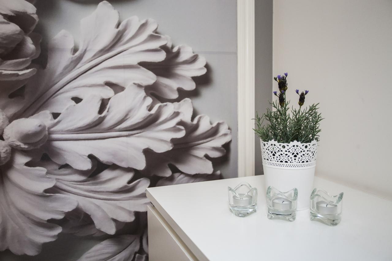 White Home Apartment Bialystok Bagian luar foto